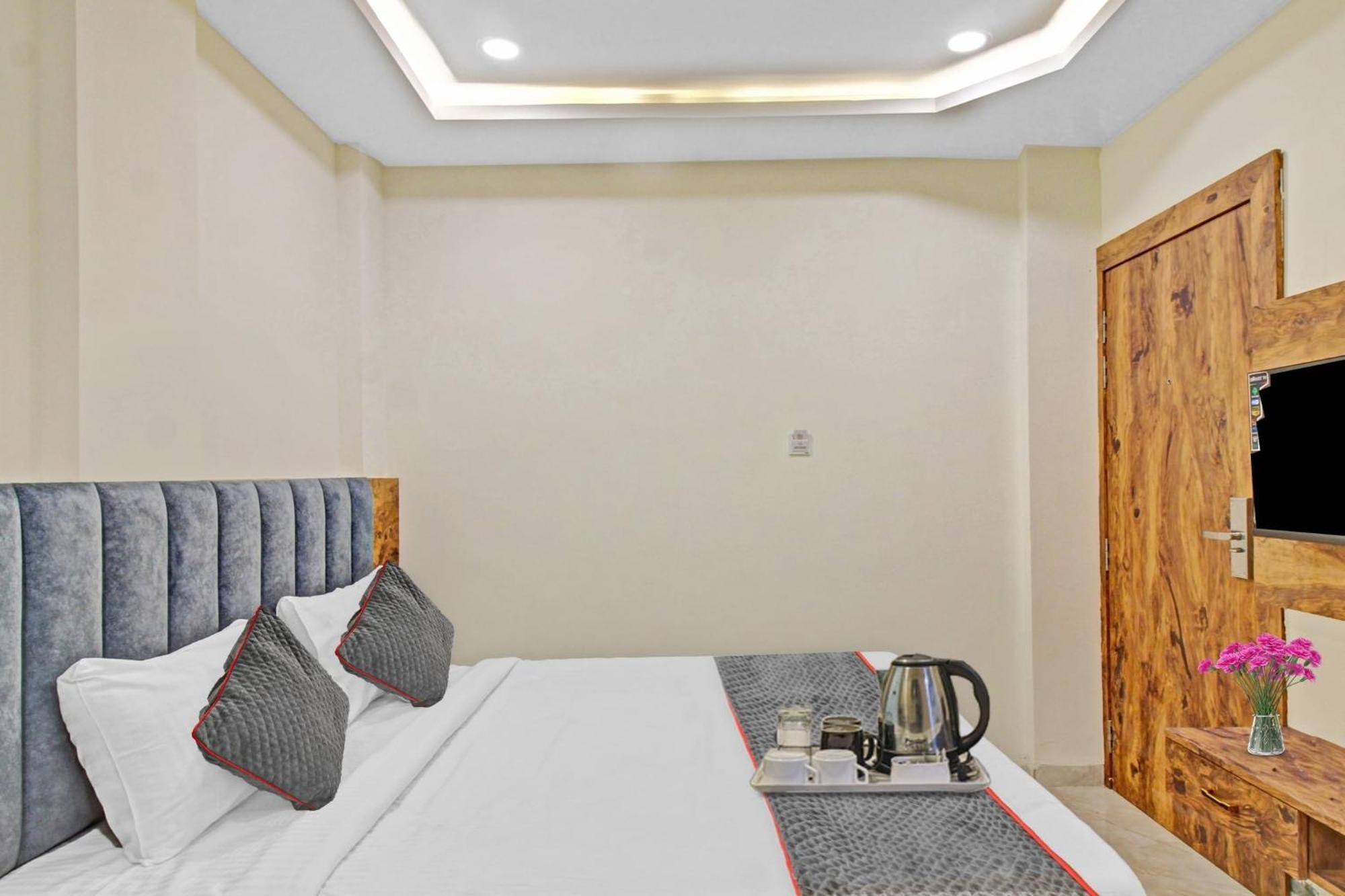 Townhouse Md Star Hotel Nagpur Exterior photo