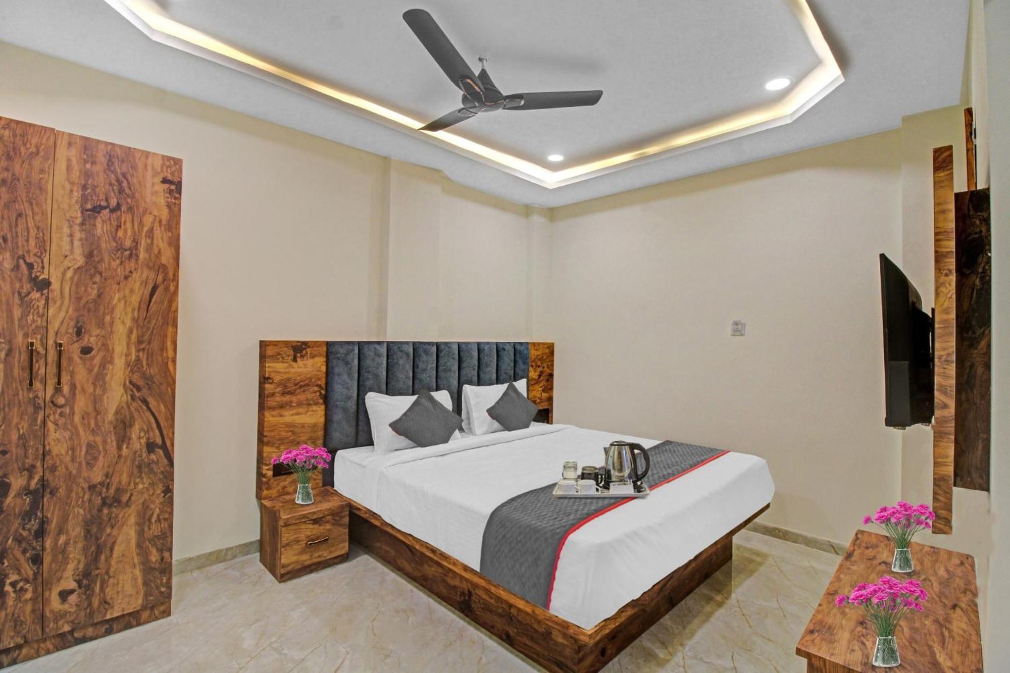 Townhouse Md Star Hotel Nagpur Exterior photo